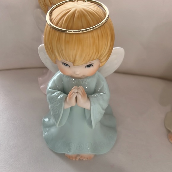 3 collectibles angel figurine new no box - Picture 3 of 8